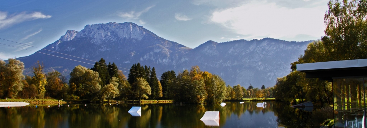 Baden im Hödenauer See in Bayern