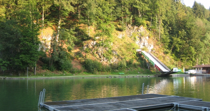 Wasserschanze am Luegsteinsee in Oberaudorf