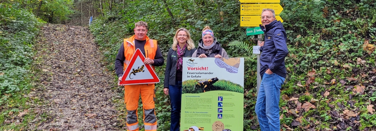 Feuersalamander-Schild